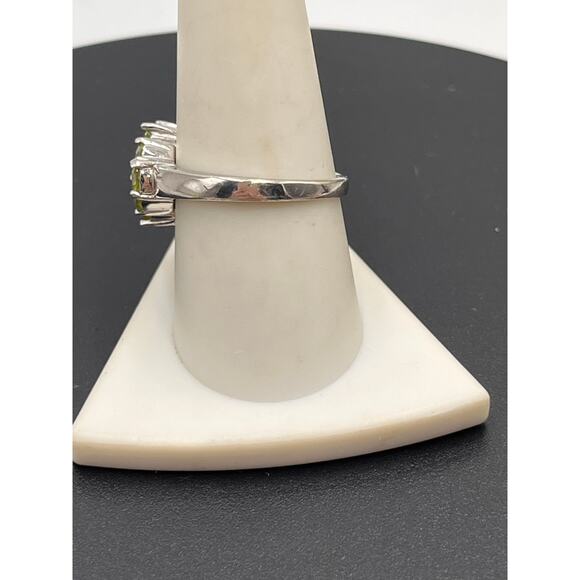 Sterling Silver 925 Nine Oval Prong Set Lt Green Peridot Cluster Ring Sz 9.5 - Picture 3 of 7